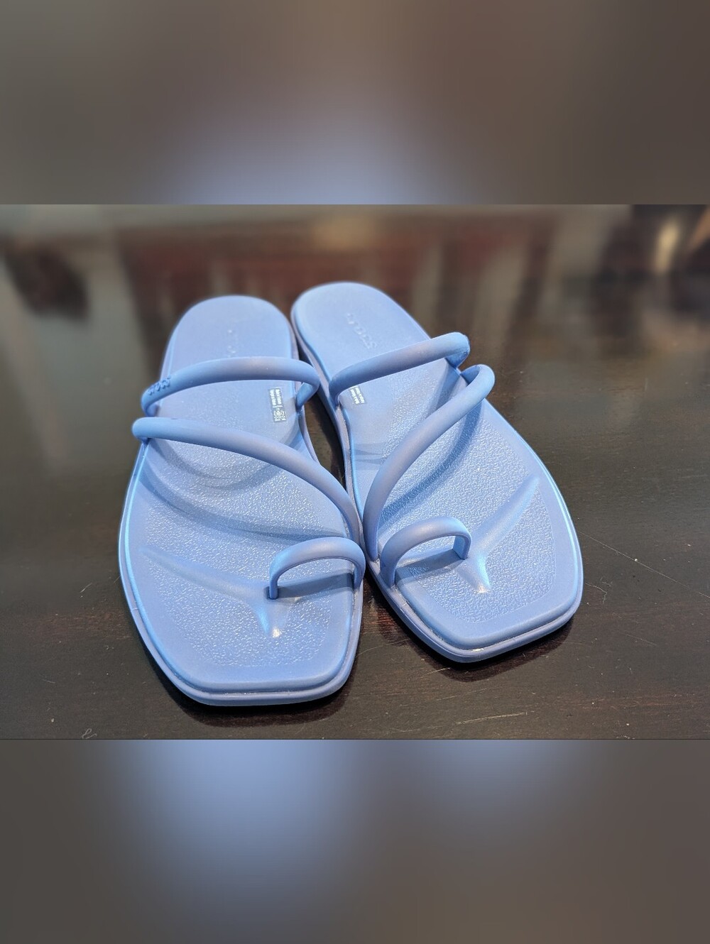 CROCS Miami Toe Womens Loop Sandal lilac size 8 excellent condition